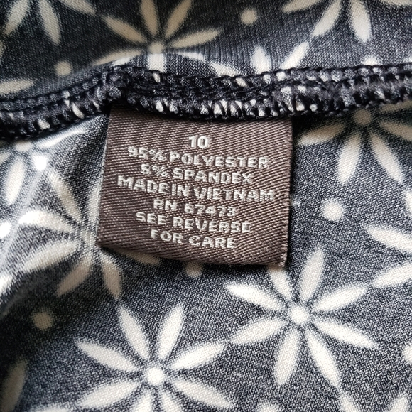 Taylor Geometric/Floral Print Jersey Dress. Size 10. - Picture 4 of 7